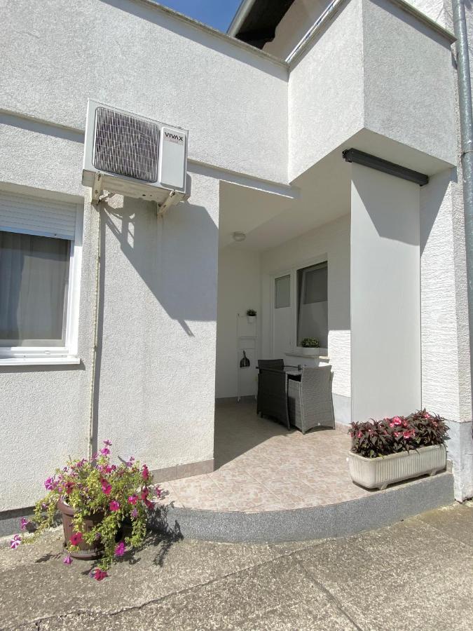 Apartman Lucija Gradici Екстер'єр фото